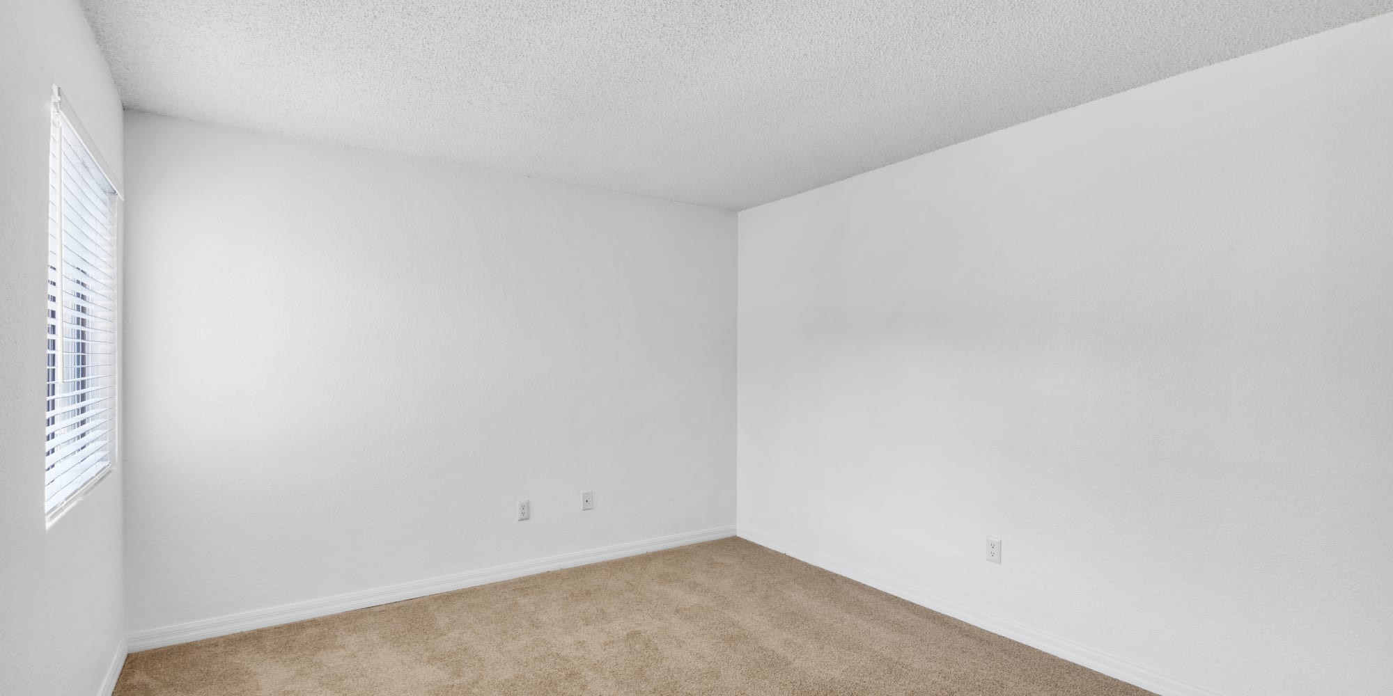 Photos of Stone Creek at Wekiva Apartments in Altamonte Springs, FL